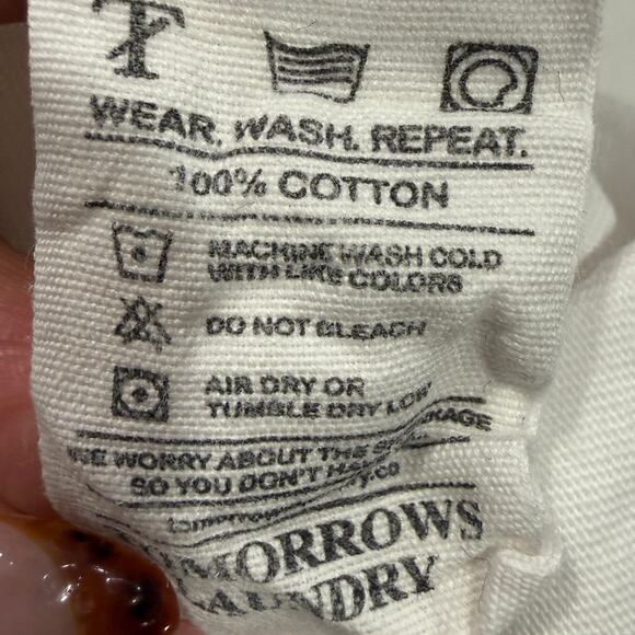 Tomorrow’s Laundry White Crewneck Tee Mens Large Cotton Elevated Premium Basics - Picture 5 of 7